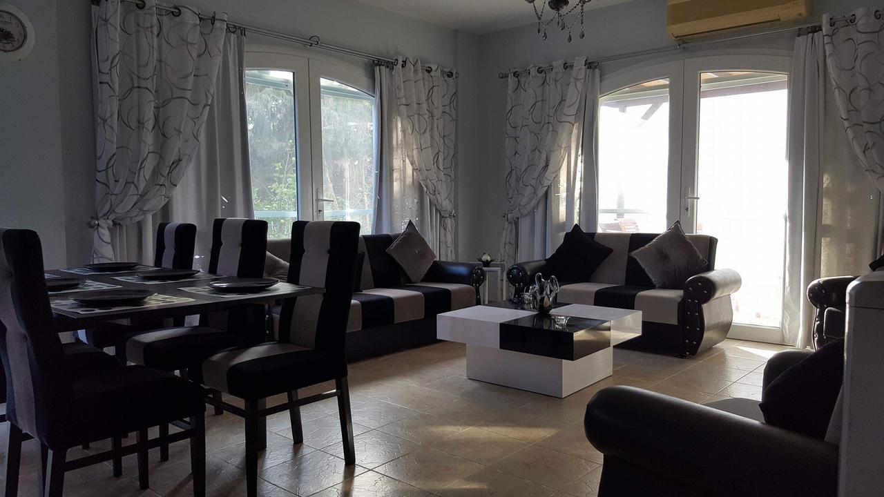 Hotel Aphrodite Beachfront