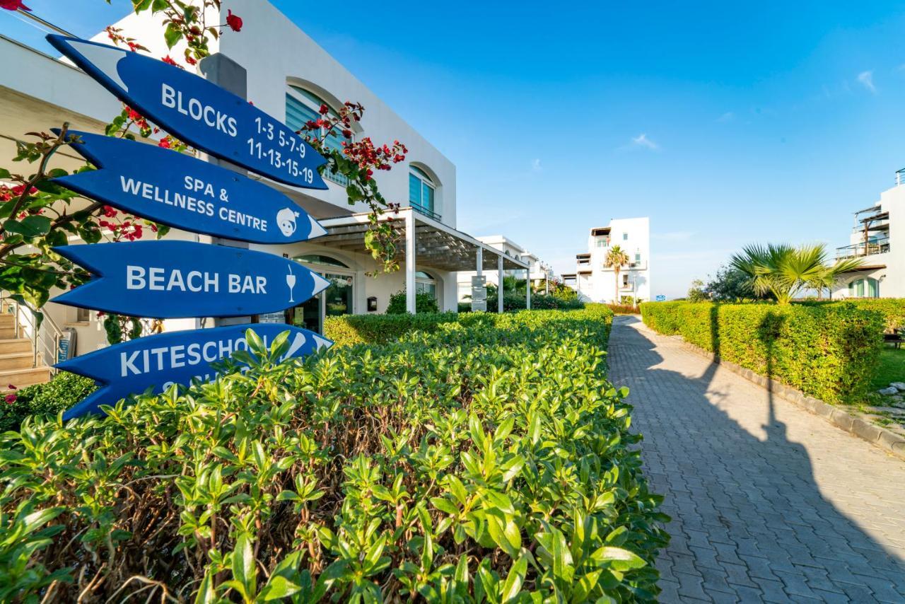 Hotel Aphrodite Beachfront Official Ghaziveran